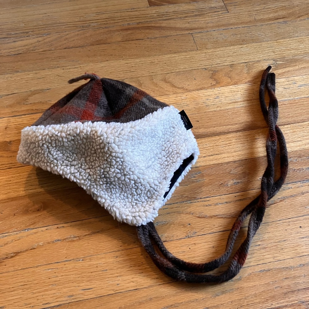 COPY Sunworn vintage winter hat